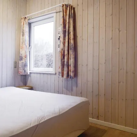 Three-bedroom In Dom wakacyjny Hejls