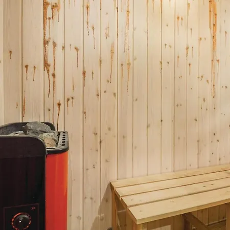 Dom wakacyjny Three-bedroom In