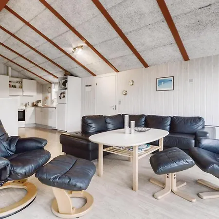 Three-bedroom In Dom wakacyjny Hejls