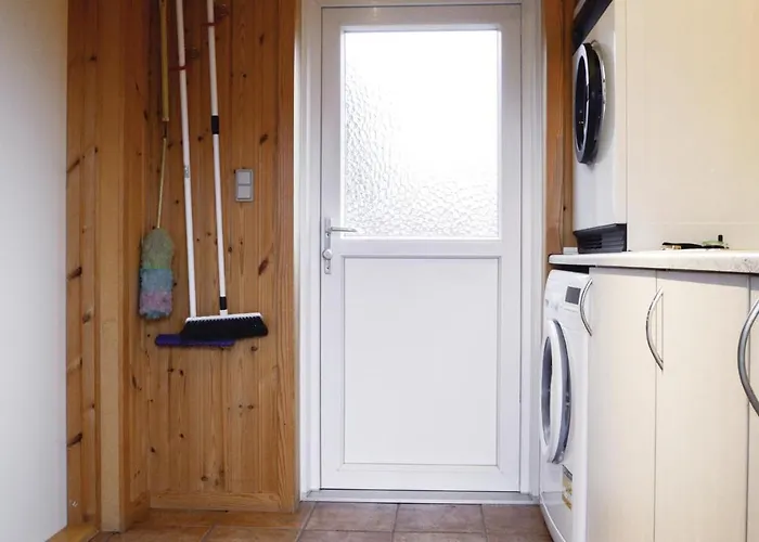 Three-bedroom In * Hejls